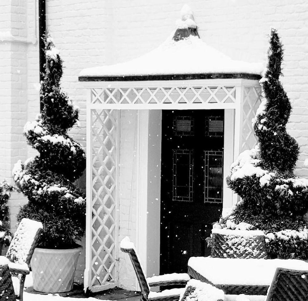 Prince Rupert Hotel Шрусбъри Екстериор снимка