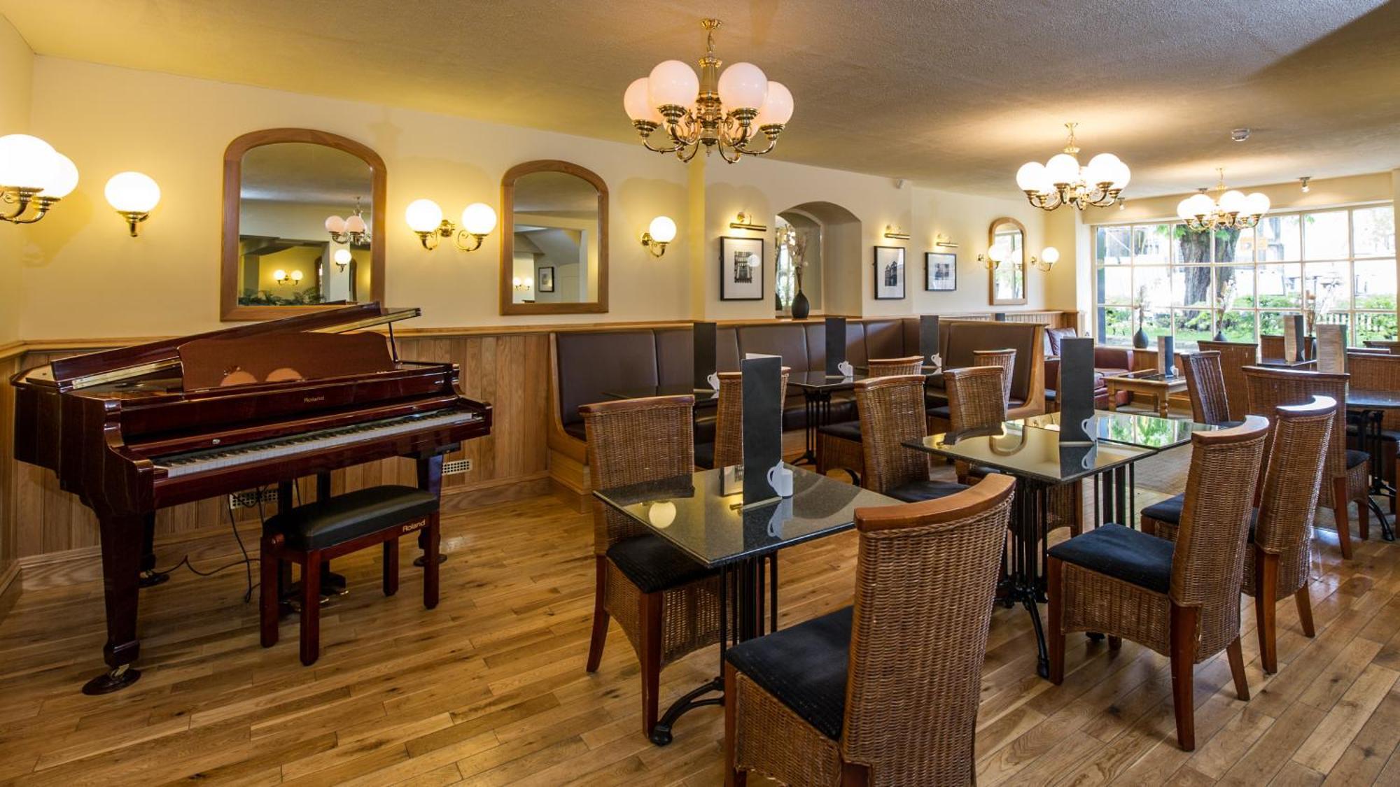 Prince Rupert Hotel Шрусбъри Екстериор снимка